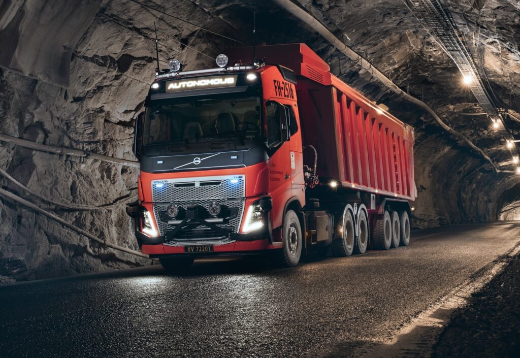 Volvo FH autonome dans un tunnel de mine en Norvège