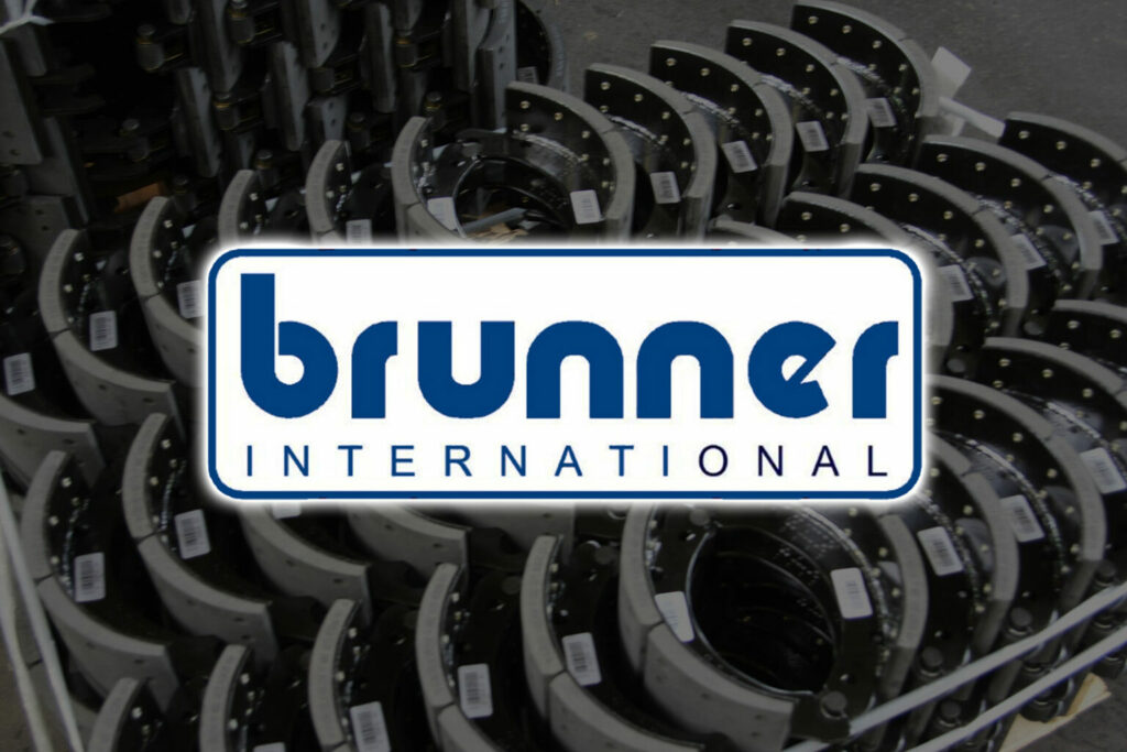 Rangées de segments de freins avec logo Brunner